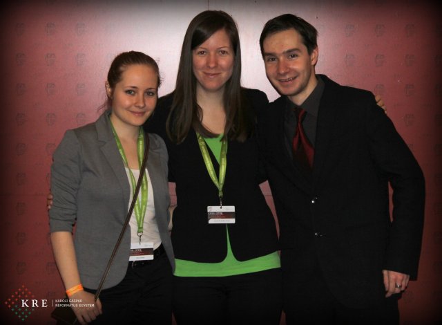 OTDK fal előtt készült képek